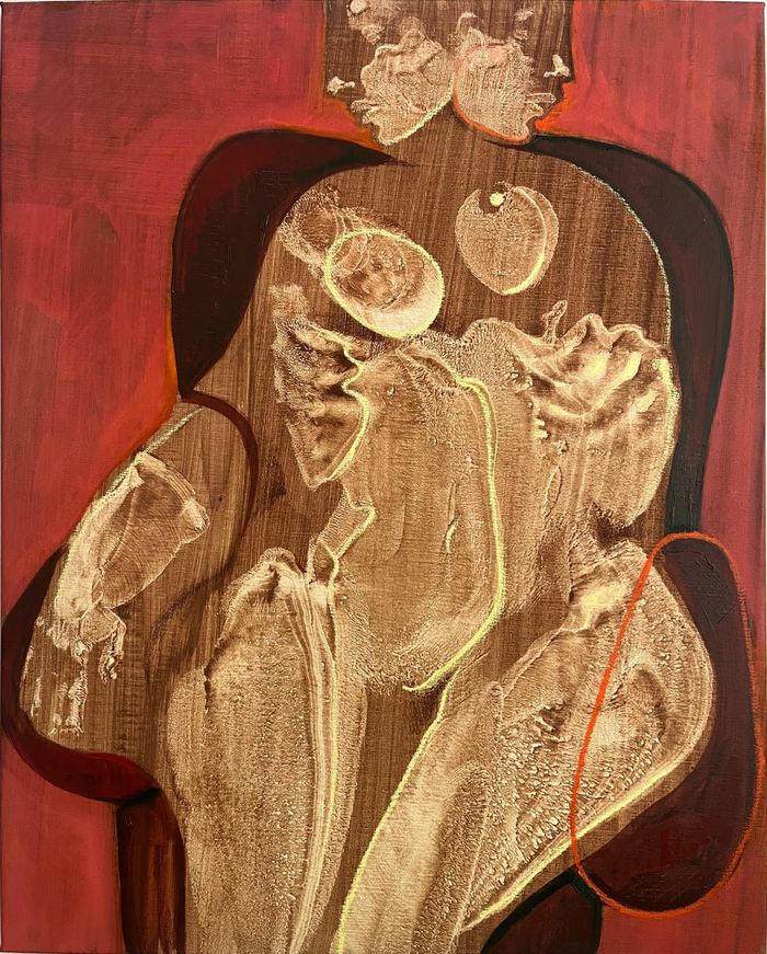 Between arms by Loutje Hoekstra