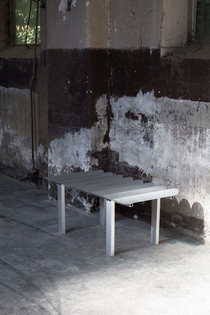 Latch Bench by Maaike Rabbinge