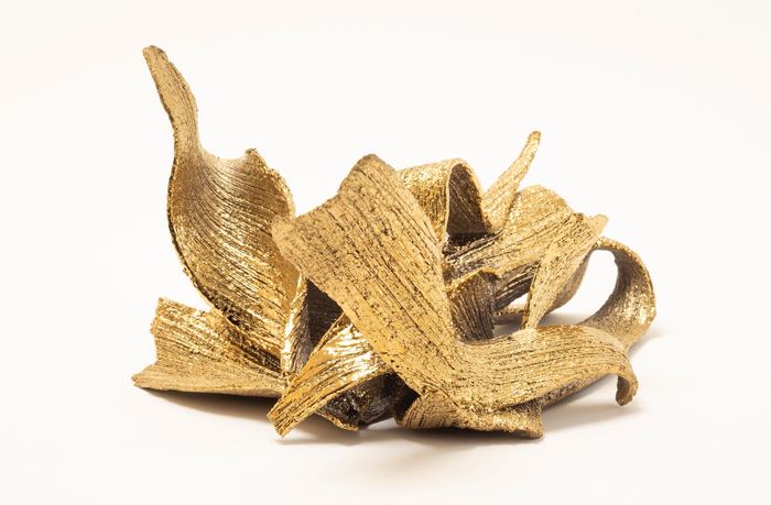 FOLDED │ gold by Inge Bečka